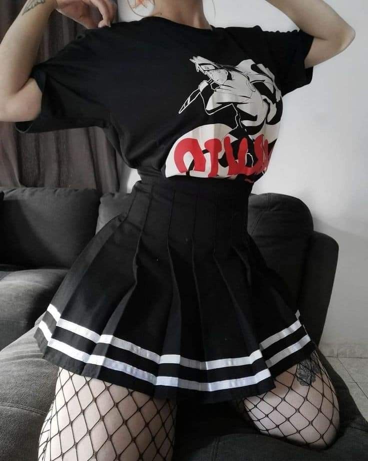falda plisada negra con diseño, góticos, calavera, dark