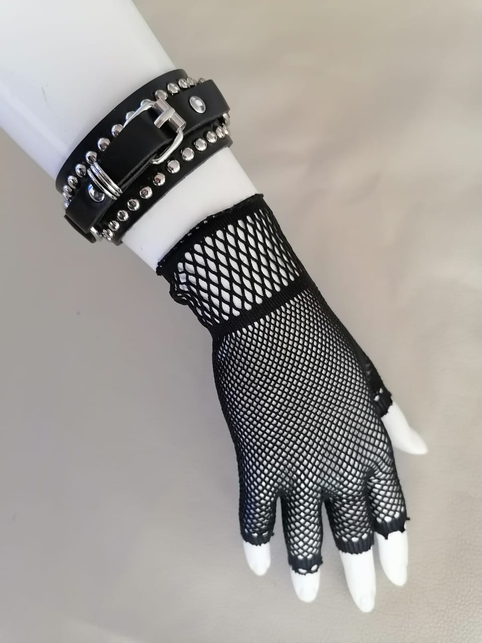 Pulsera brazalete Gótica, para completar tu outfit, dark, gotico, egirls, punk, rock