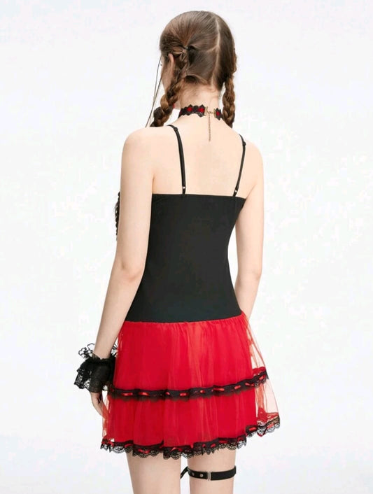 Vestido tipo corset negro con rojo + Calceta Bucanera