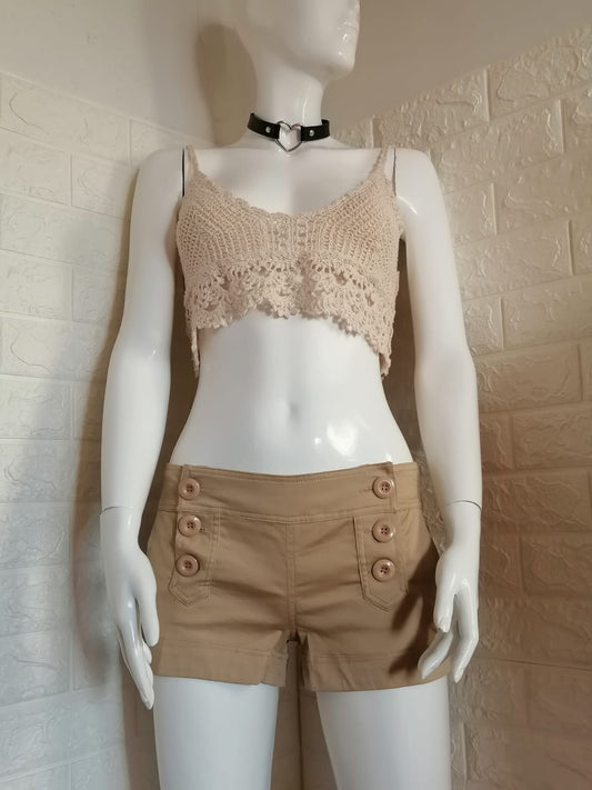 top tejidos cortos ideales para esas ocasiones frescas y relajadas