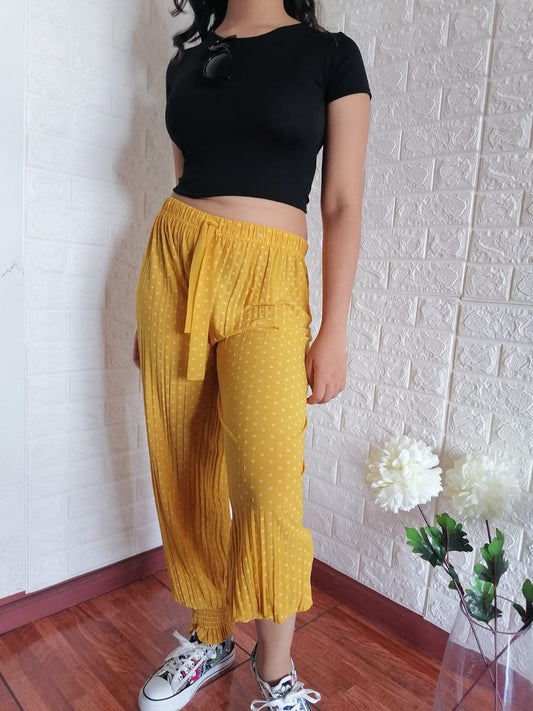 Pantalones de tela fresca vienen en variados colores