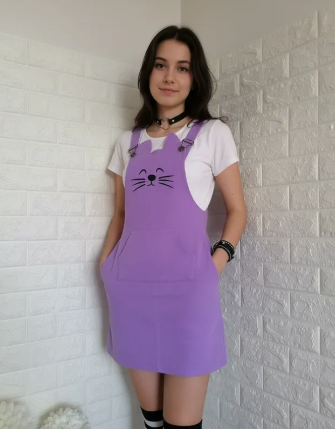 Jardinera Jumper Lila tipo Gato, corta, Mujer, Juvenil
