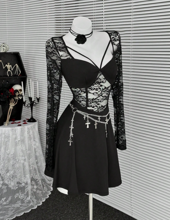 Vestido Gótico de encajes cintura tipo corset más Calceta Bucanera