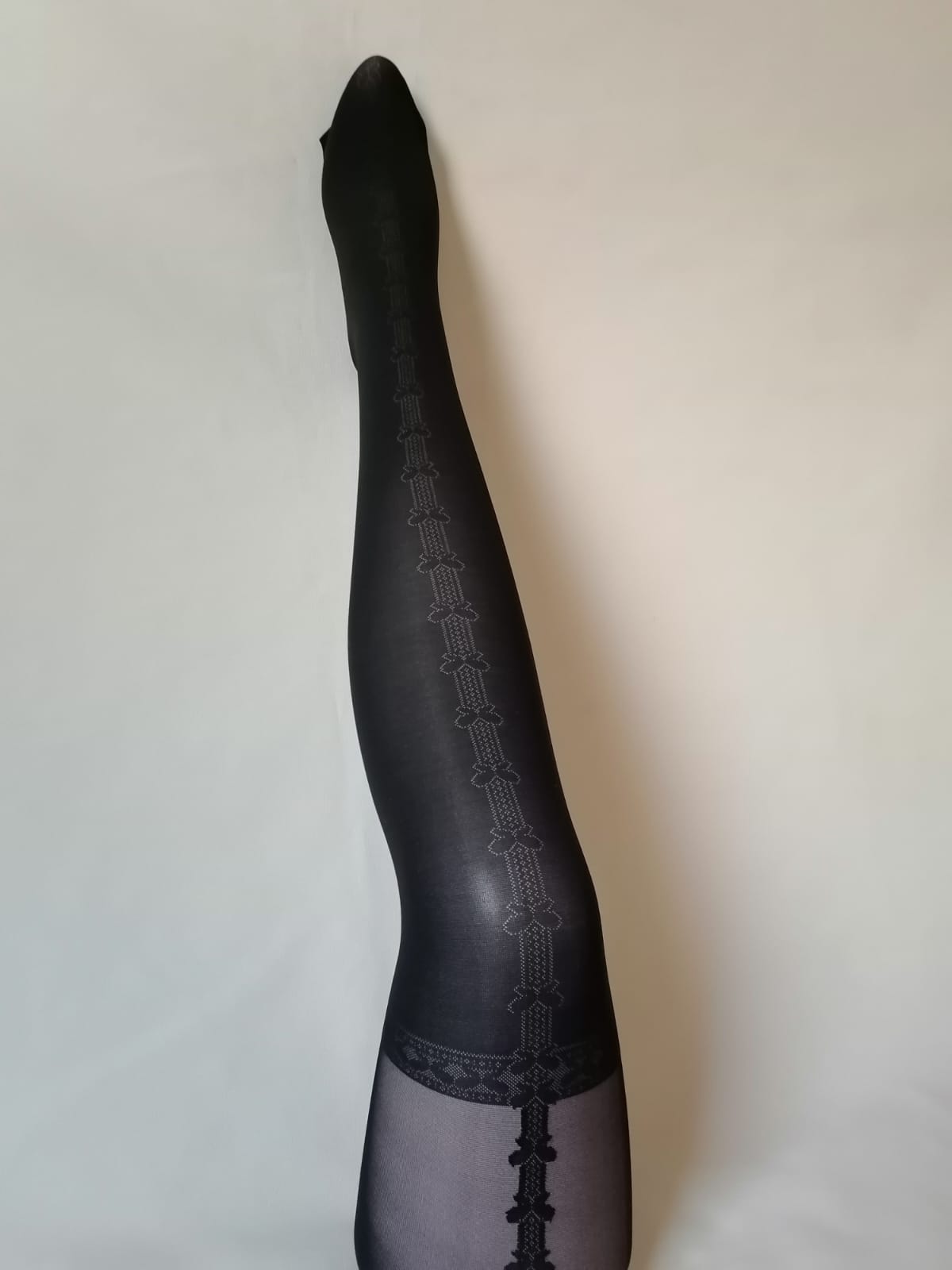 Pantys Negras y Colores variados Diseños.