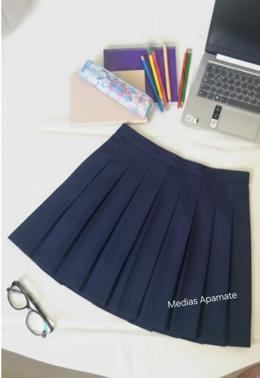 Faldas  Plisadas Escolar Estilo Coreano Gris y Azul Oscuro + Pantys Media de Obsequio